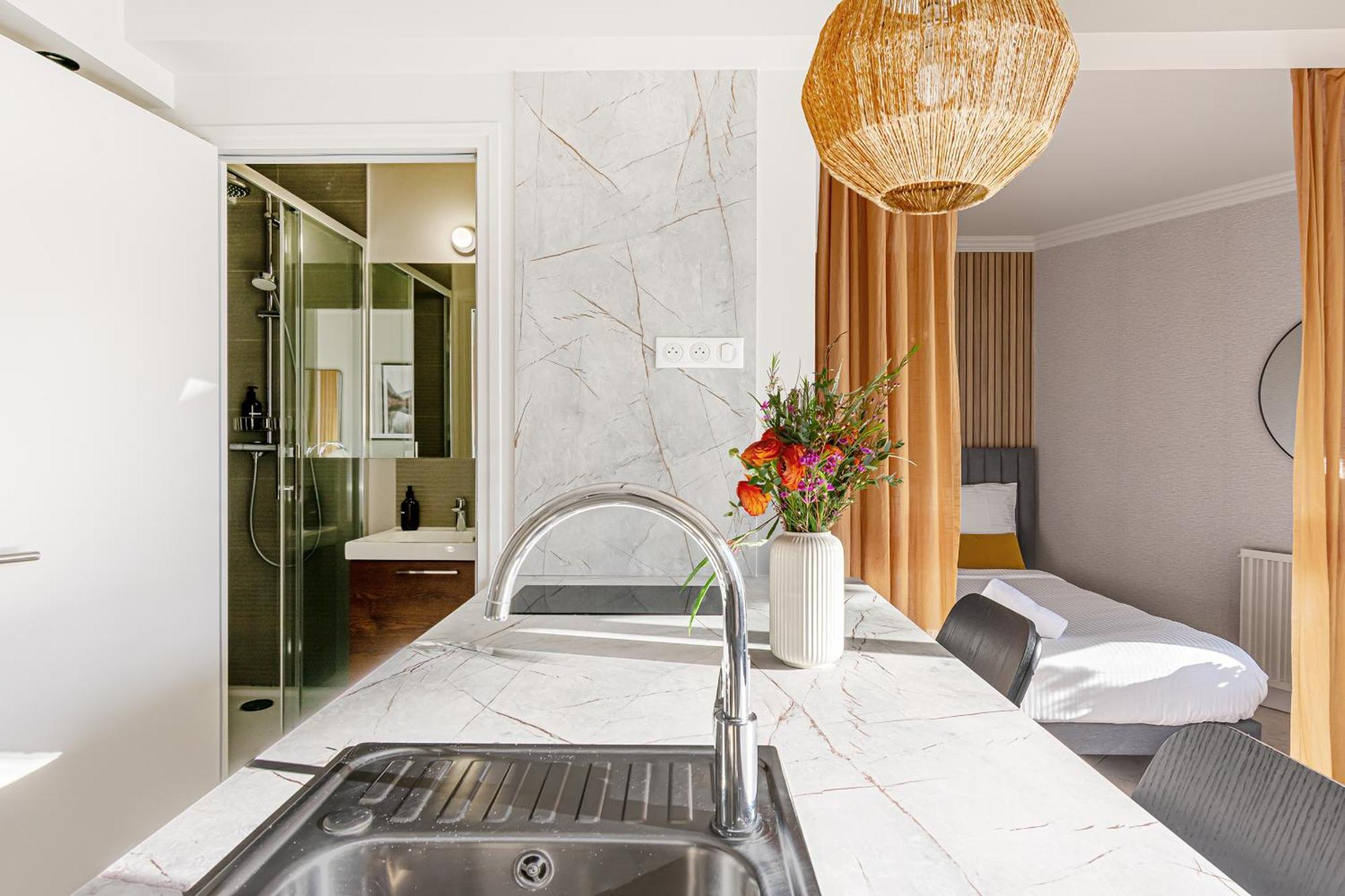 Créteil The Lake Aurora Suite - Duke Housing מראה חיצוני תמונה